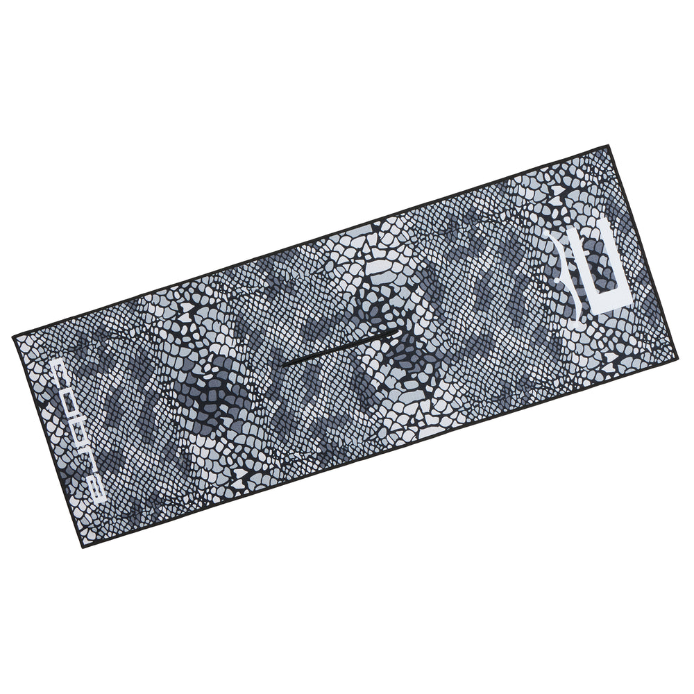 COBRA Golf Microfiber Snakeskin Golf Towel Wintersnake camo